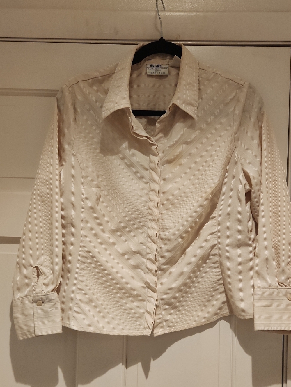 Vintage Worthington Petite Stretch Blouse in Cream With Textured Weave Pattern